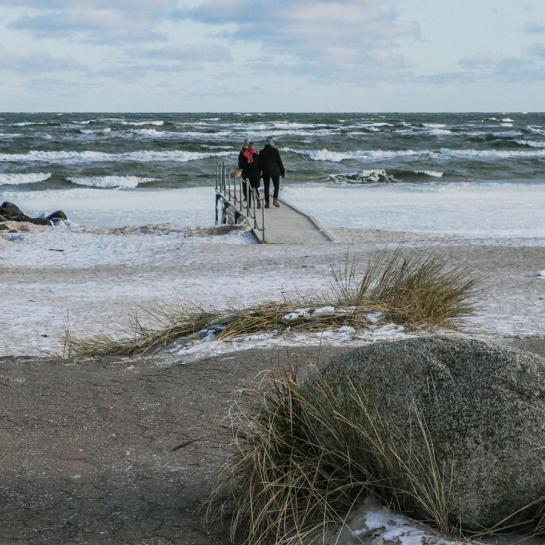 Vinter i Sæby med gåtur på stranden